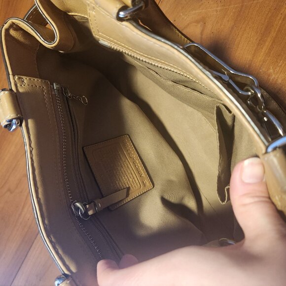 Vintage Coach Hampton handbag - Picture 2 of 6